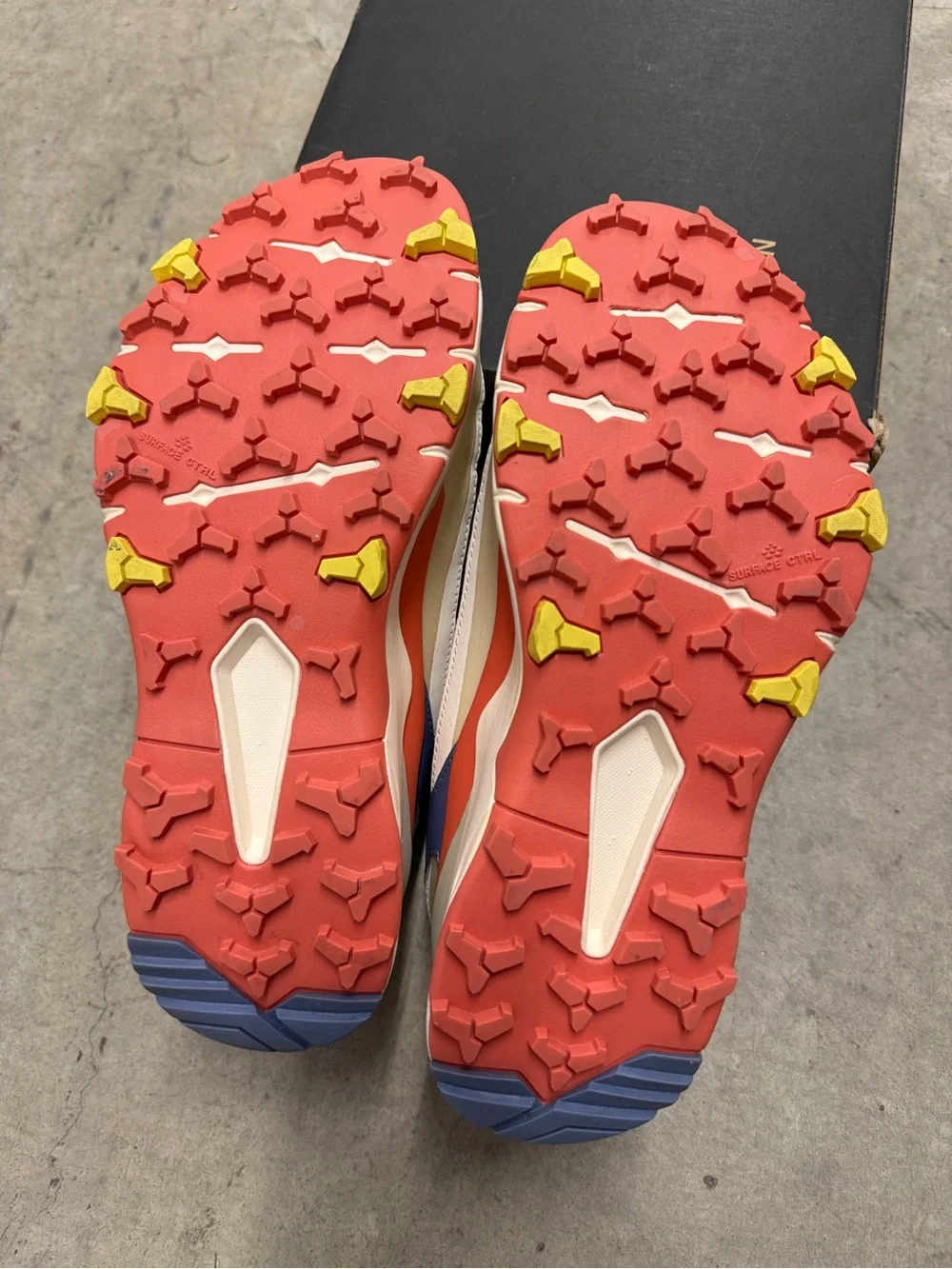 The North Face Women's Vectiv Taraval in Sandstone with Black Accents